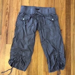 Rue 21 Women’s Gray Cargo Capris